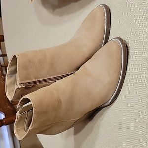 Tan suede boots